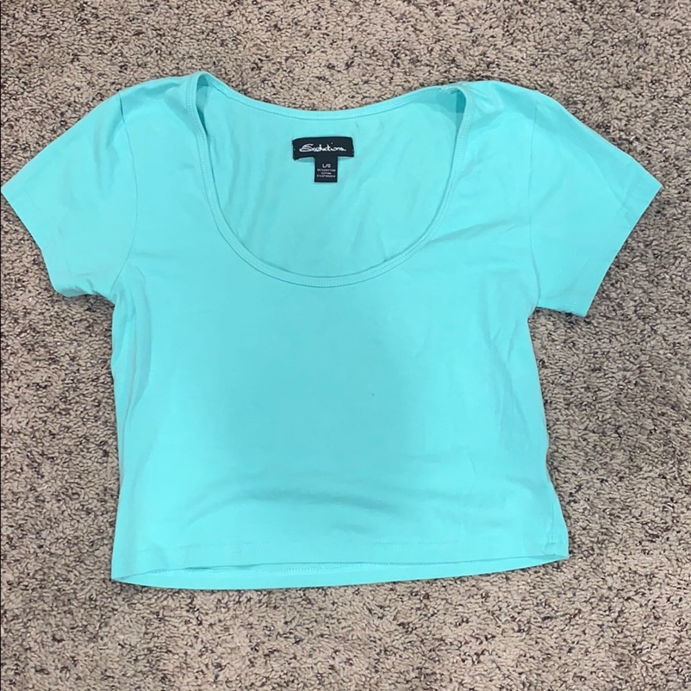 SEA-FOAM GREEN SHORT SLEEVE CROP TOP